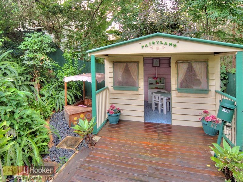 27 Cottonwood Crescent, Calamvale QLD 4116