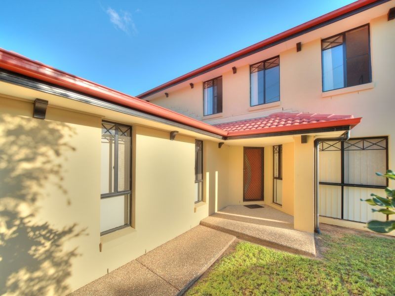 16 Tuckeroo Place, Sunnybank Hills QLD 4109