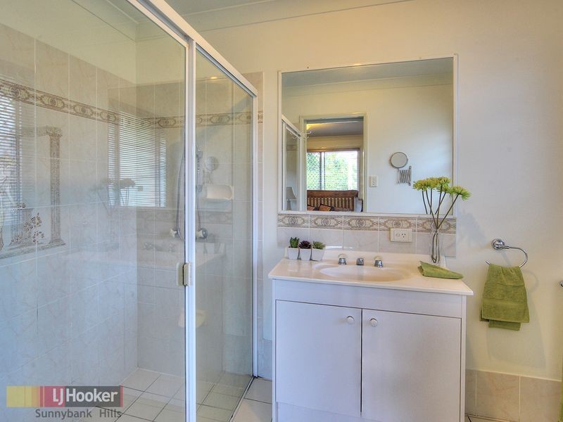 3 Michigan Crescent, Parkinson QLD 4115