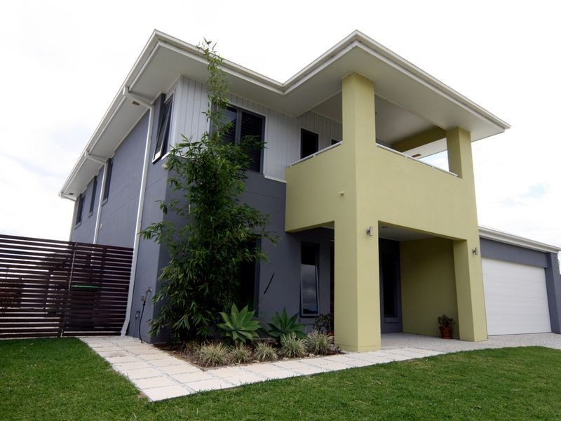 9 Azzure Street, Eight Mile Plains QLD 4113