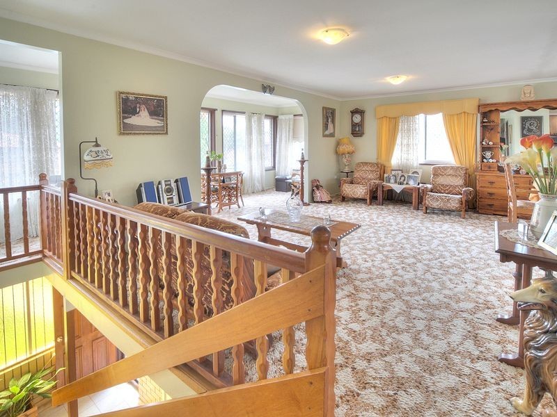 391 Broadwater Road, Mansfield QLD 4122