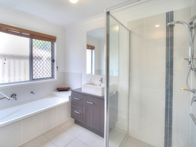 52 Kakadu Street, Parkinson QLD 4115