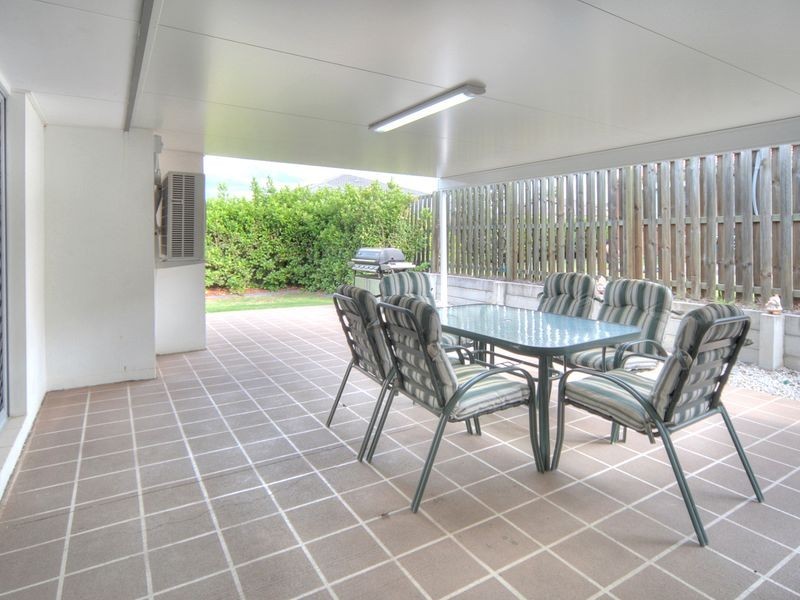 52 Kakadu Street, Parkinson QLD 4115