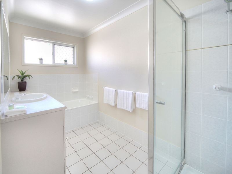 1 Bannockburn Crescent, Parkinson QLD 4115