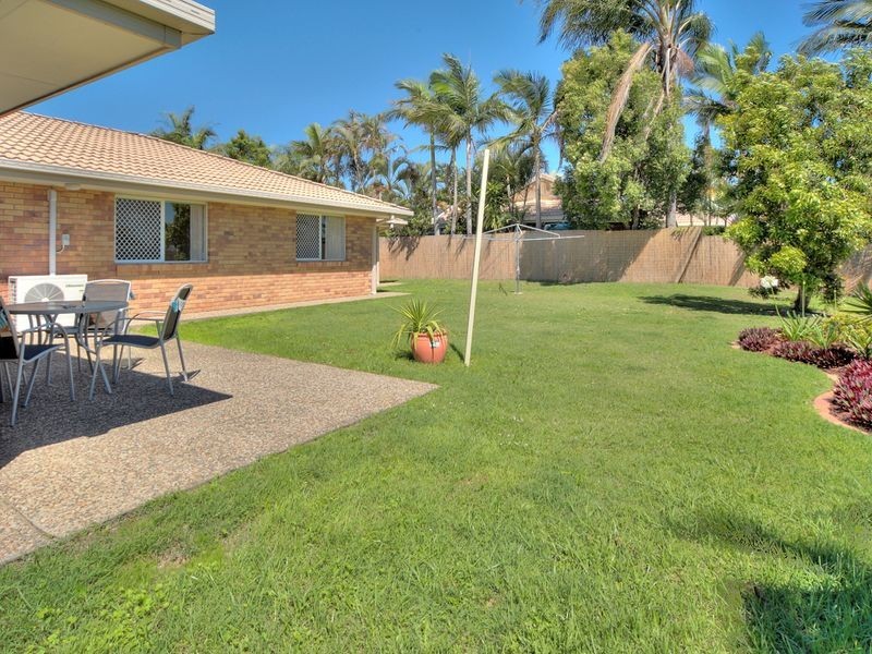 1 Bannockburn Crescent, Parkinson QLD 4115