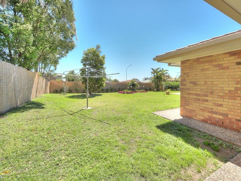 1 Bannockburn Crescent, Parkinson QLD 4115