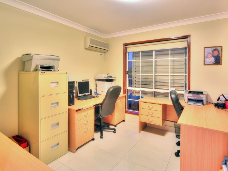 37 Lexton Street, Stretton QLD 4116