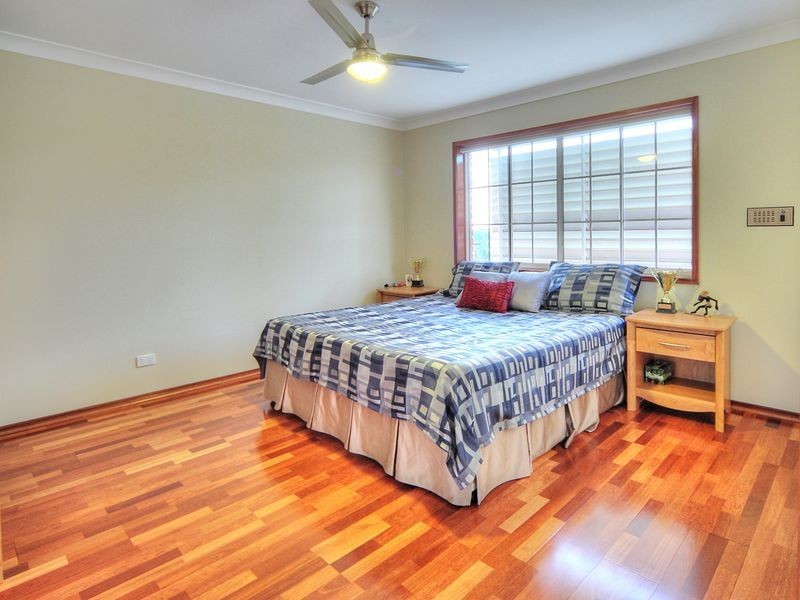 37 Lexton Street, Stretton QLD 4116