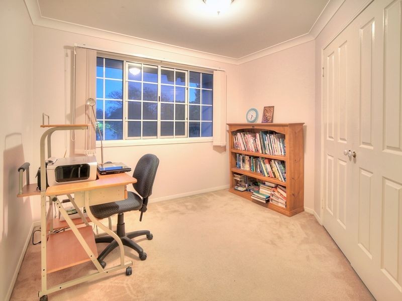 30 Argent Place, Sunnybank Hills QLD 4109