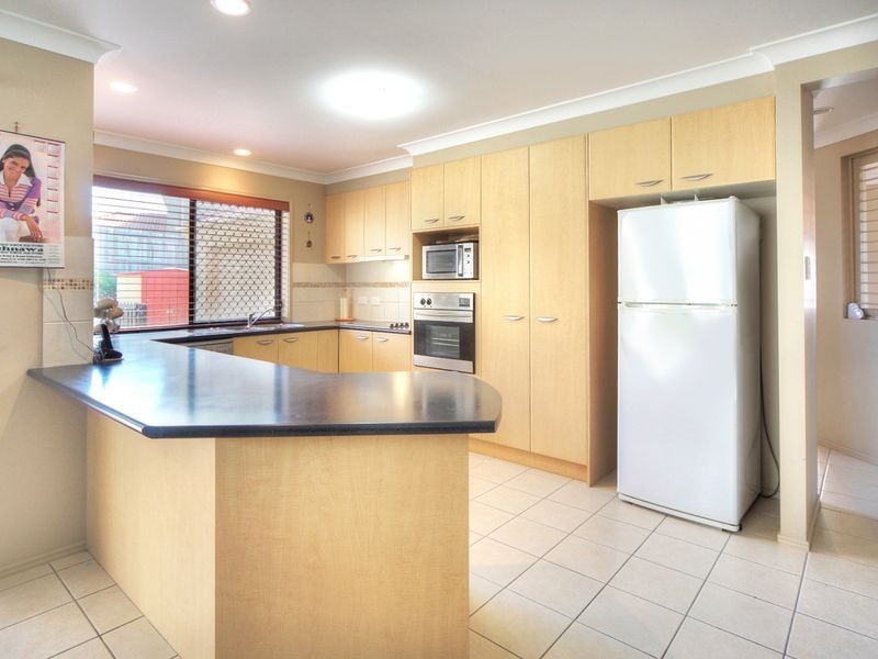 17 O’Connor Crescent, Mansfield QLD 4122