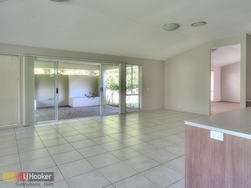 20 Hunter Close, Calamvale QLD 4116