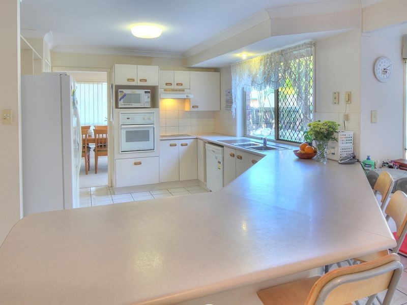 5 Elberta Street, Macgregor QLD 4109