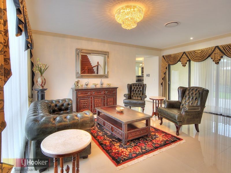 88 Alfred Circuit, Calamvale QLD 4116