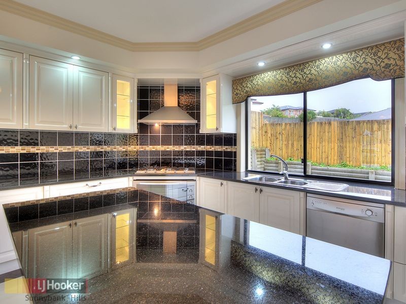 88 Alfred Circuit, Calamvale QLD 4116