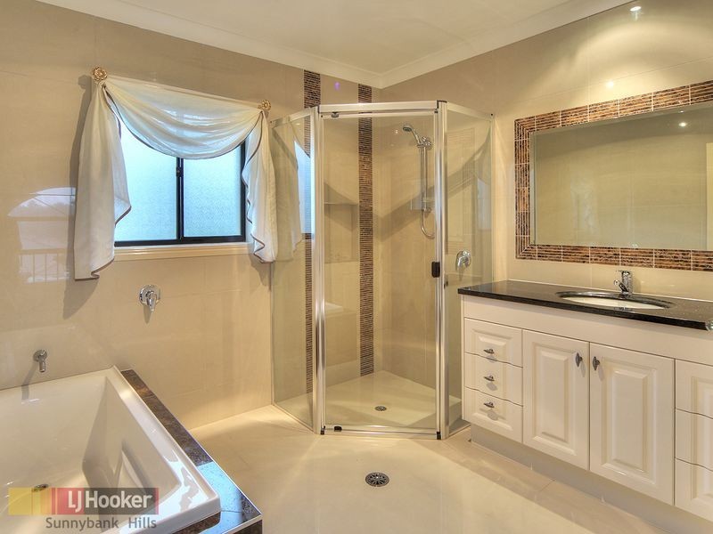 88 Alfred Circuit, Calamvale QLD 4116