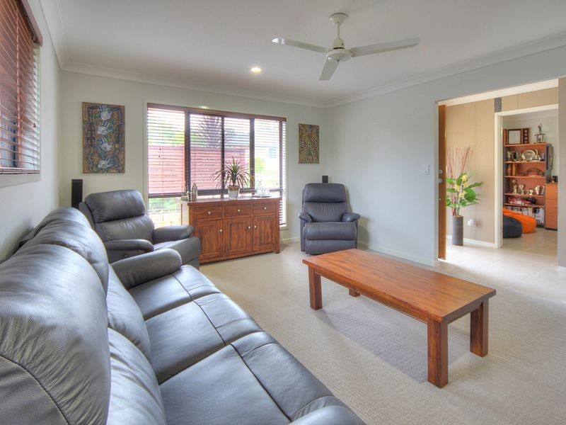 30 Samuel Street, Calamvale QLD 4116