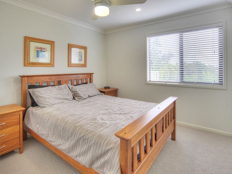 30 Samuel Street, Calamvale QLD 4116