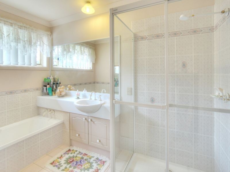 9 Albany Close, Runcorn QLD 4113