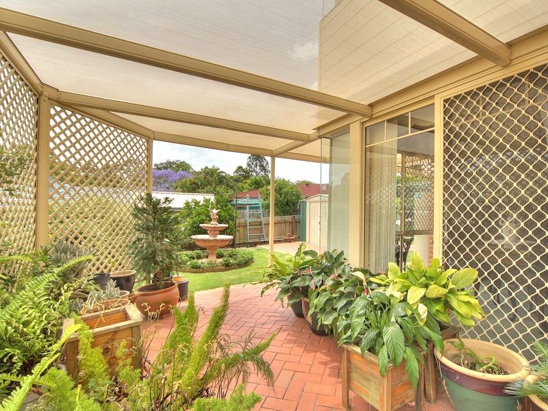 9 Albany Close, Runcorn QLD 4113