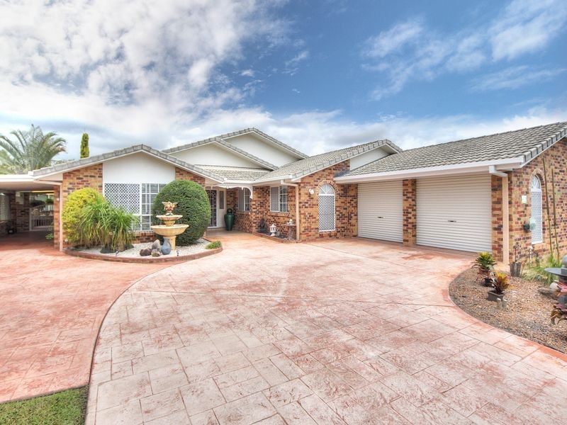 11 Somerset Place, Parkinson QLD 4115