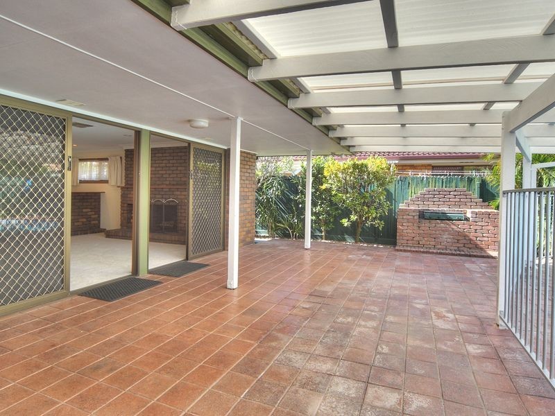 8 Radiata Street, Sunnybank Hills QLD 4109