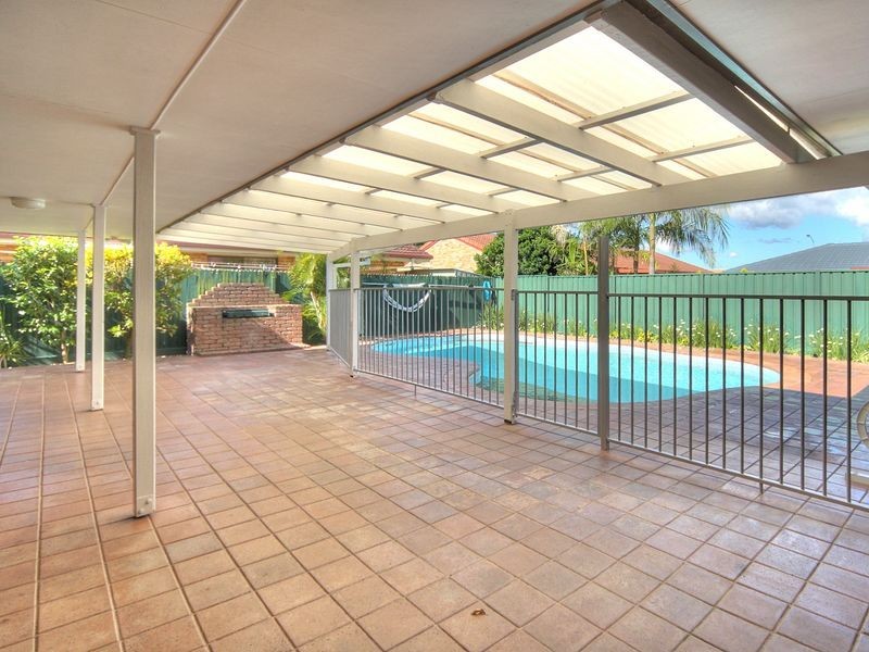 8 Radiata Street, Sunnybank Hills QLD 4109