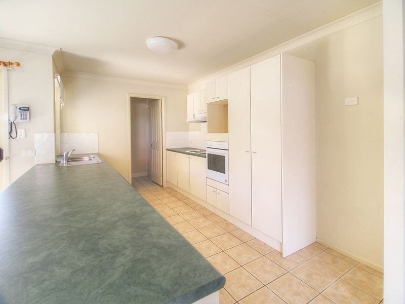 8 Hockey Street, Kuraby QLD 4112