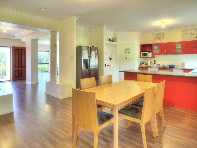 20 Sungold Place, Eight Mile Plains QLD 4113