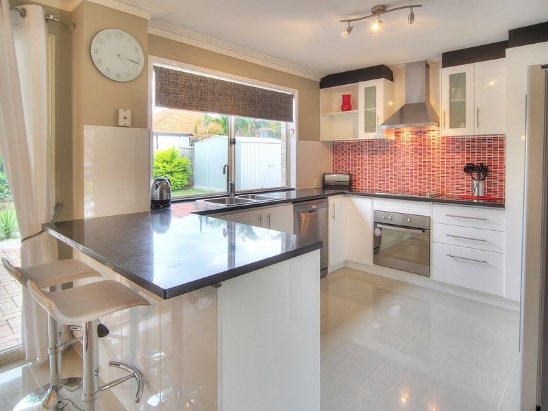 10 Blaxland Place, Drewvale QLD 4116