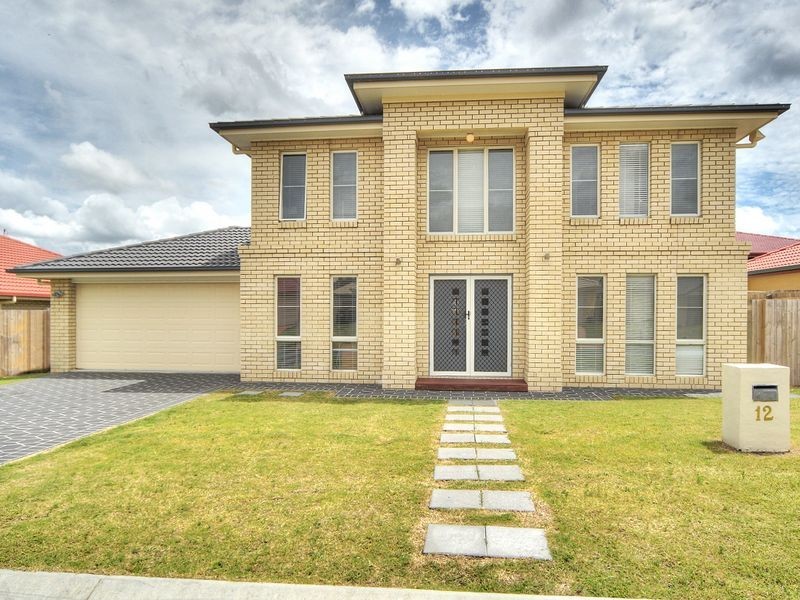 12 Lenton Place, Calamvale QLD 4116