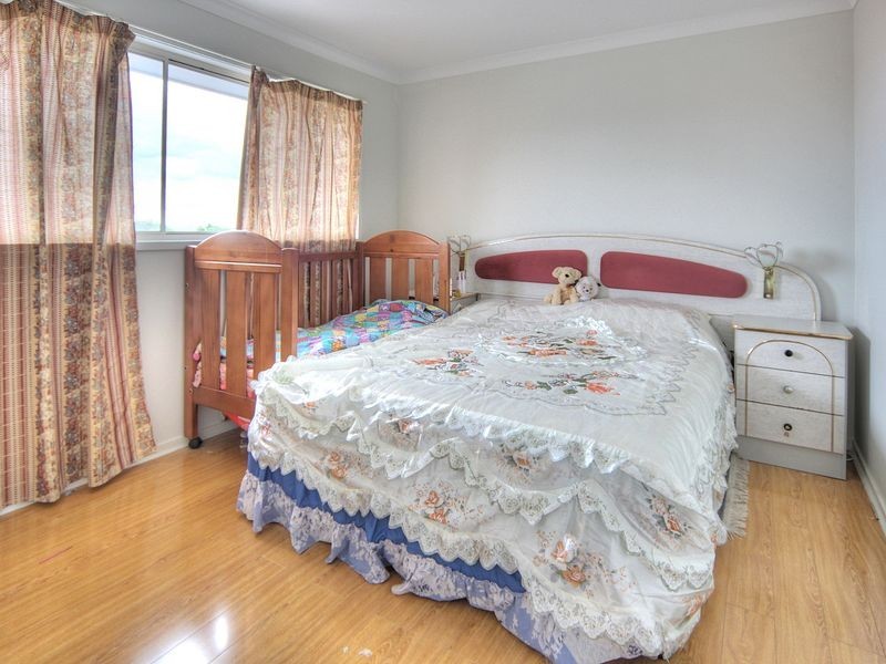 12 Lenton Place, Calamvale QLD 4116