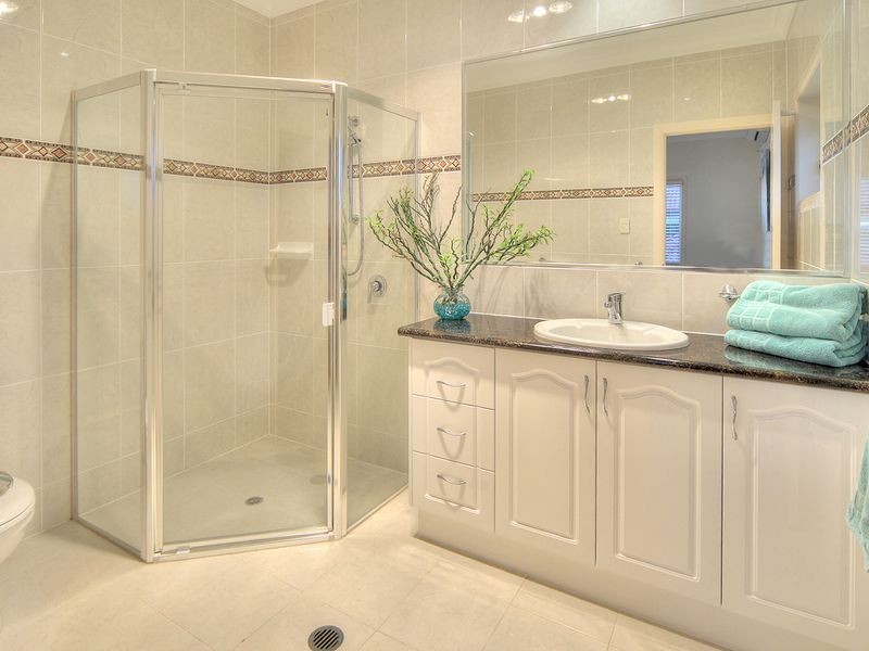 69 The Parkway, Stretton QLD 4116