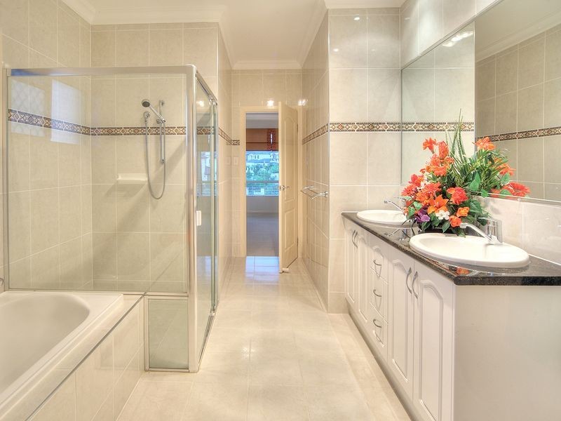 69 The Parkway, Stretton QLD 4116