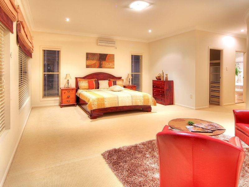 69 The Parkway, Stretton QLD 4116