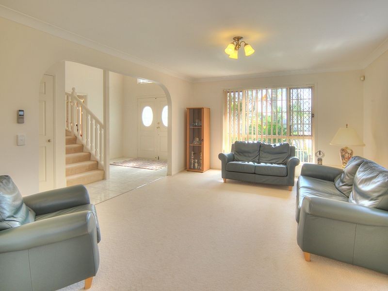 70 Golden Rain Place, Stretton QLD 4116