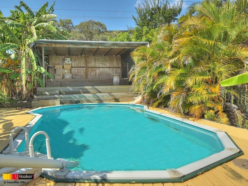 8 Taft Court, Stretton QLD 4116