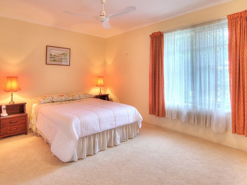 120 Pinelands Road, Sunnybank Hills QLD 4109