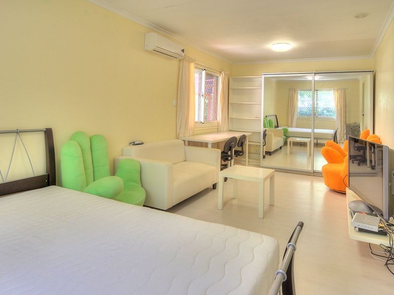 409 McCullough Street, Sunnybank QLD 4109