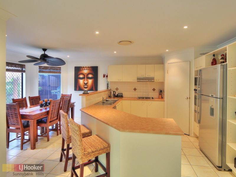 18 Juniper Circuit, Stretton QLD 4116