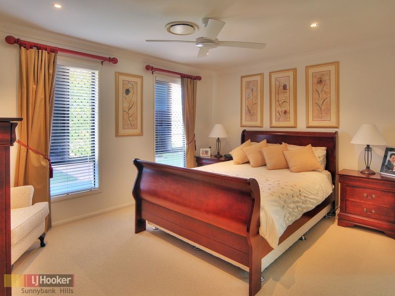 18 Juniper Circuit, Stretton QLD 4116