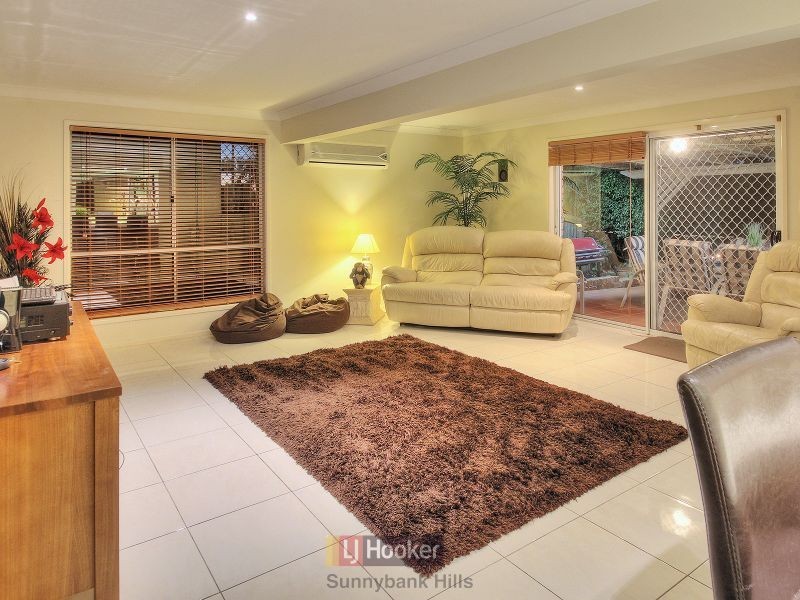 14 Mckinley Court, Stretton QLD 4116