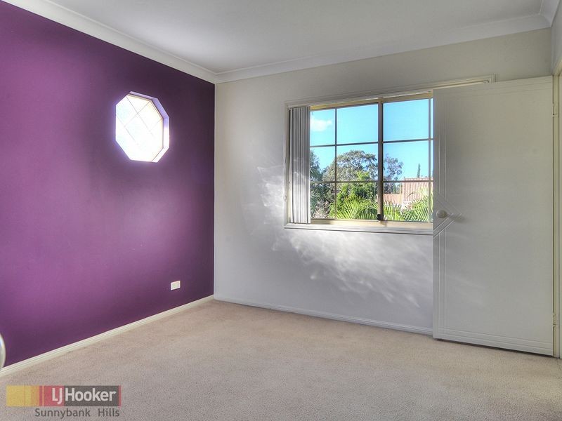 32 Poinciana Crescent, Stretton QLD 4116