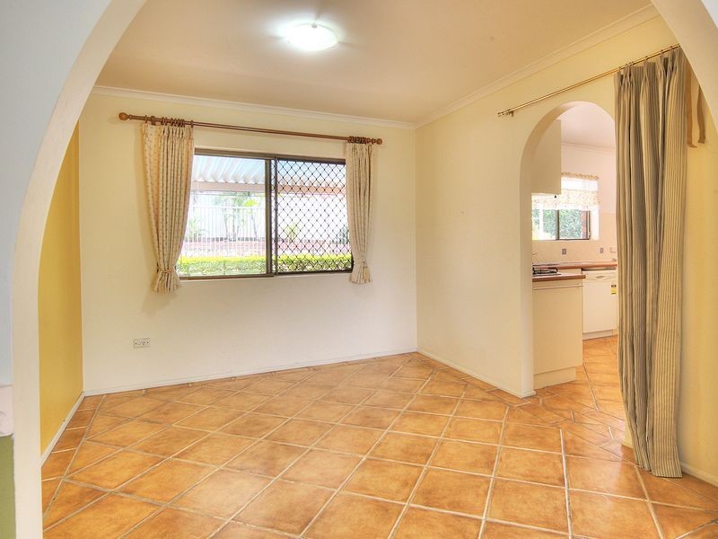 10 Greenleaf Street, Sunnybank Hills QLD 4109