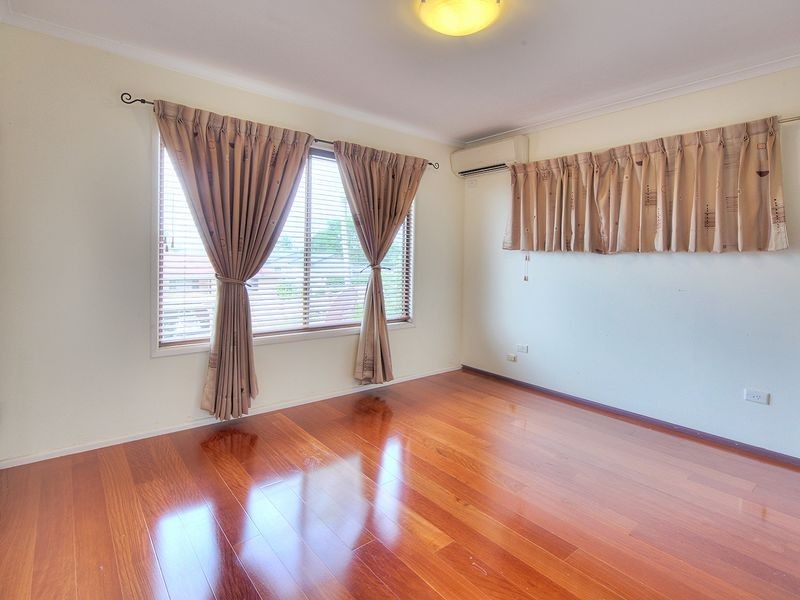 10 Greenleaf Street, Sunnybank Hills QLD 4109
