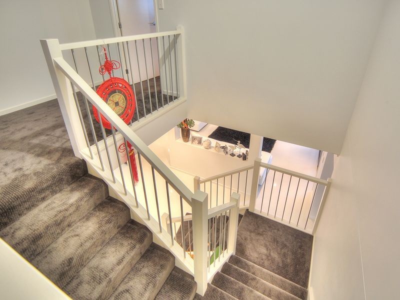 9 Golden Place, Robertson QLD 4109