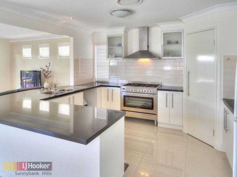 21 Collett Street, Eight Mile Plains QLD 4113