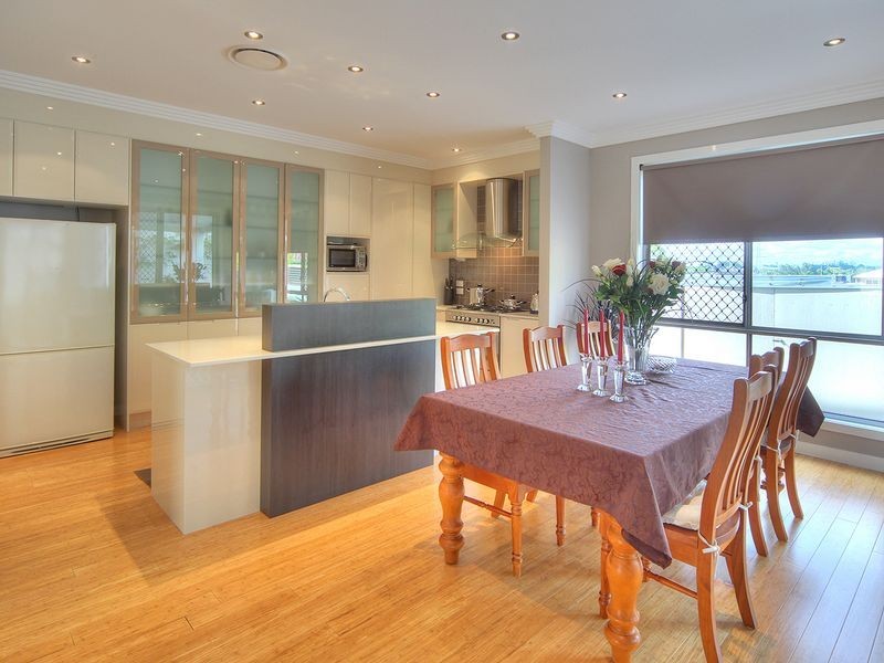 11 Henderson St, Eight Mile Plains QLD 4113