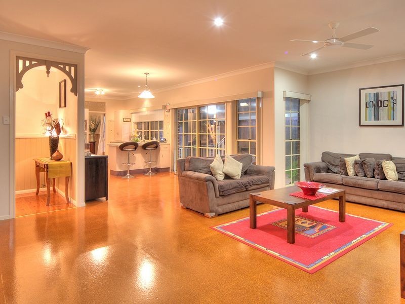 8 Franquin Crescent, Kuraby QLD 4112