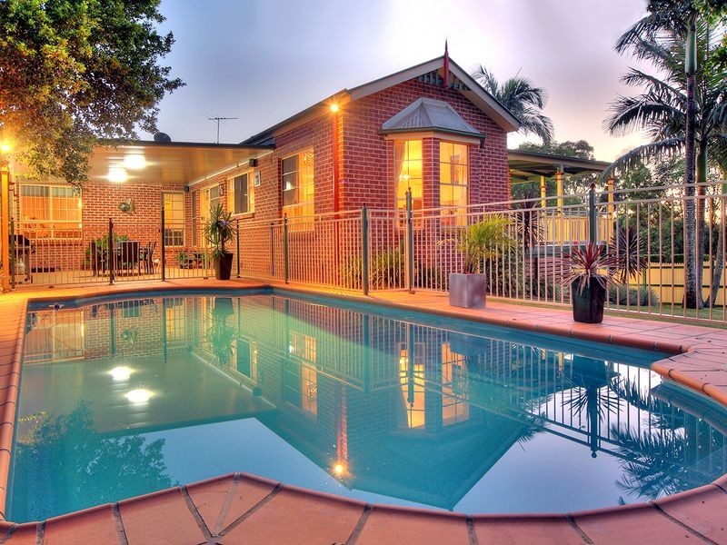 8 Franquin Crescent, Kuraby QLD 4112