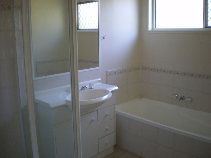 19 Nolan Place, Calamvale QLD 4116